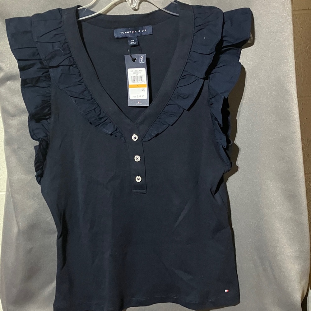 Tommy Hilfiger Women's Black Ruffle V-Neck top
